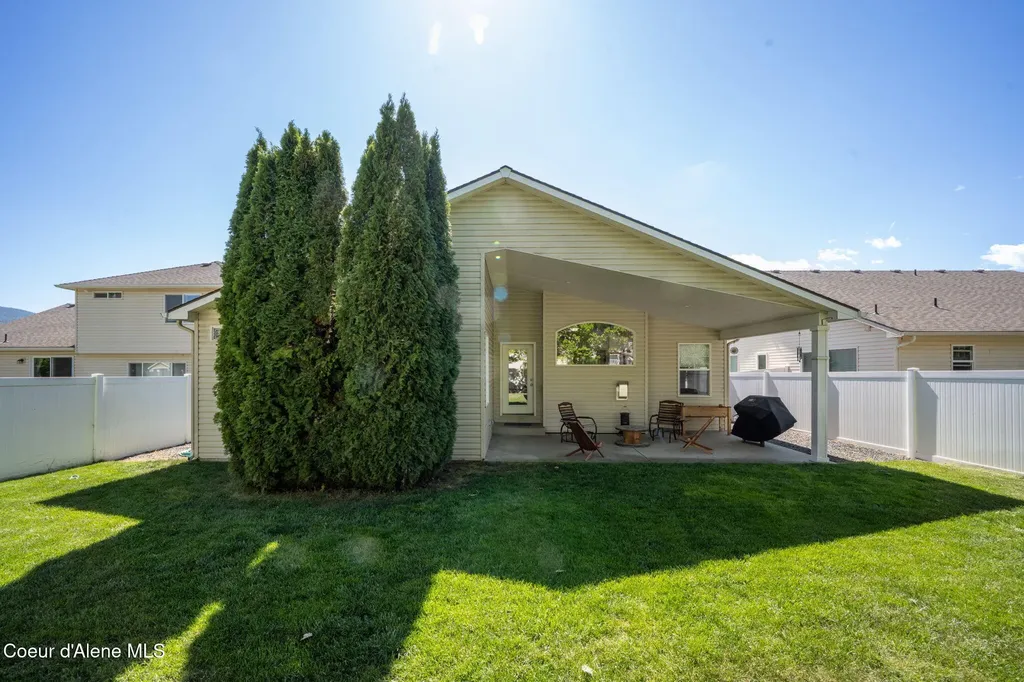 1511 W Tualatin Drive Post Falls ID 83854