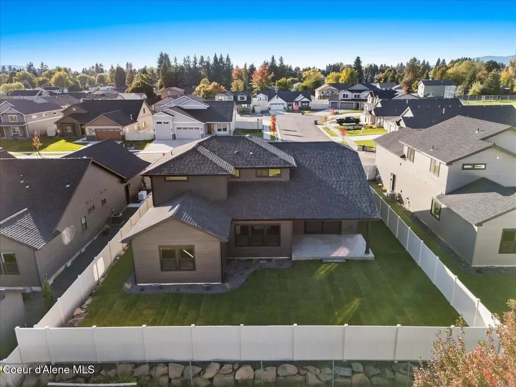 9345 N Secretariat Lane Hayden ID 83835