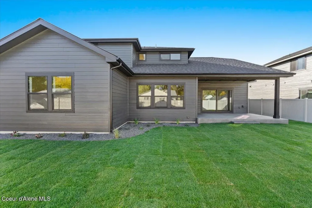 9345 N Secretariat Lane Hayden ID 83835