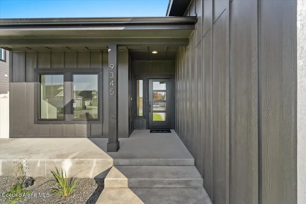 9345 N Secretariat Lane Hayden ID 83835