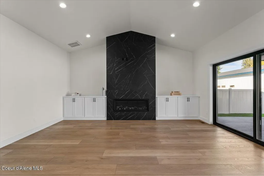 9345 N Secretariat Lane Hayden ID 83835