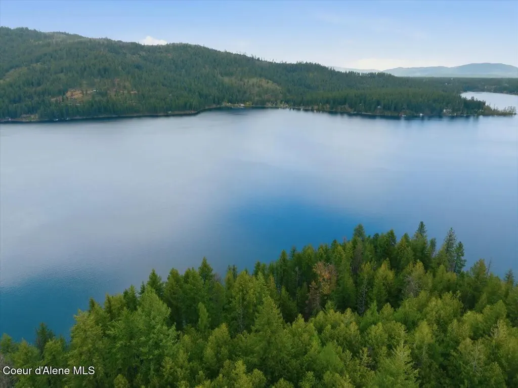 Nka Spirit Lake Shore -12, 13 & 6 Spirit Lake ID 83869