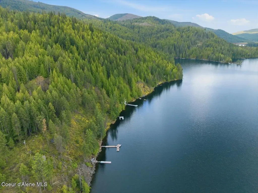 Nka Spirit Lake Shore -12, 13 & 6 Spirit Lake ID 83869