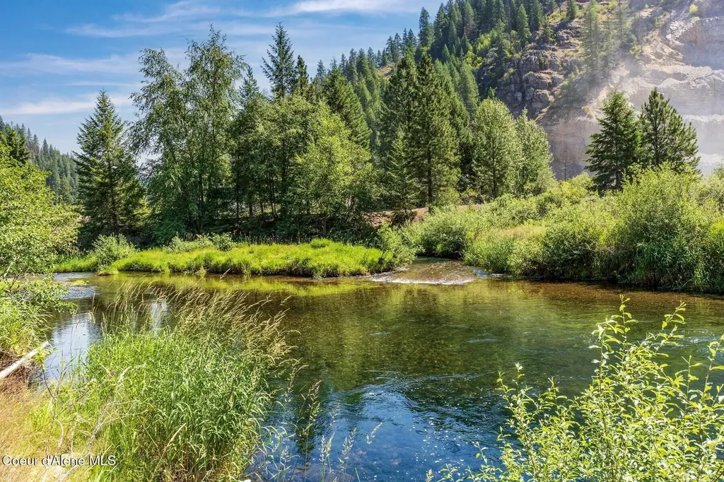 Nka Coeur D'alene River Road Kingston ID 83839
