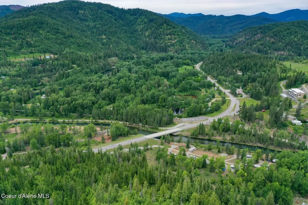 Nka Coeur D'alene River Road Kingston ID 83839