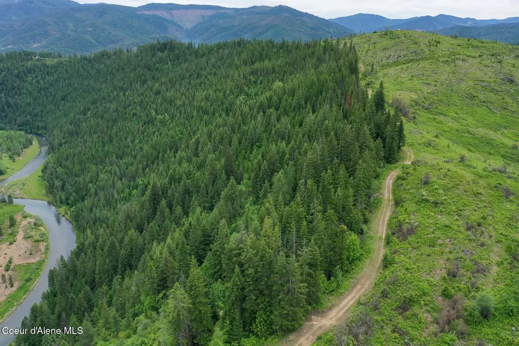 Nka Coeur D'alene River Road Kingston ID 83839