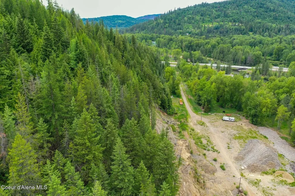 Nka Coeur D'alene River Road Kingston ID 83839