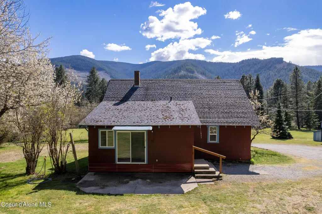 204 Nuchols Gulch Road Osburn ID 83849