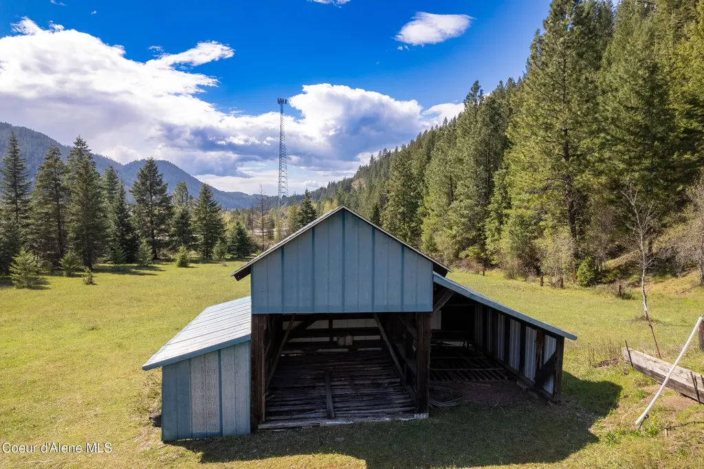 204 Nuchols Gulch Road Osburn ID 83849