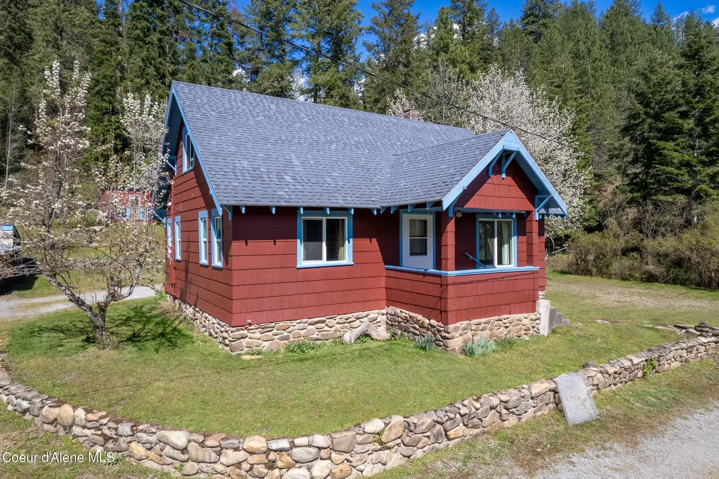 204 Nuchols Gulch Road Osburn ID 83849