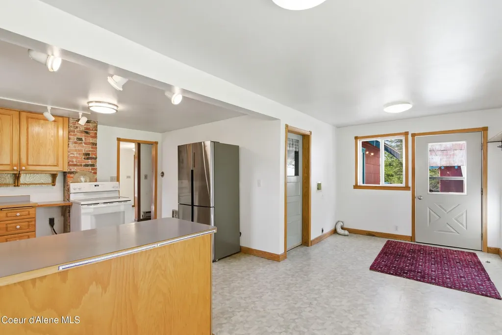 204 Nuchols Gulch Road Osburn ID 83849