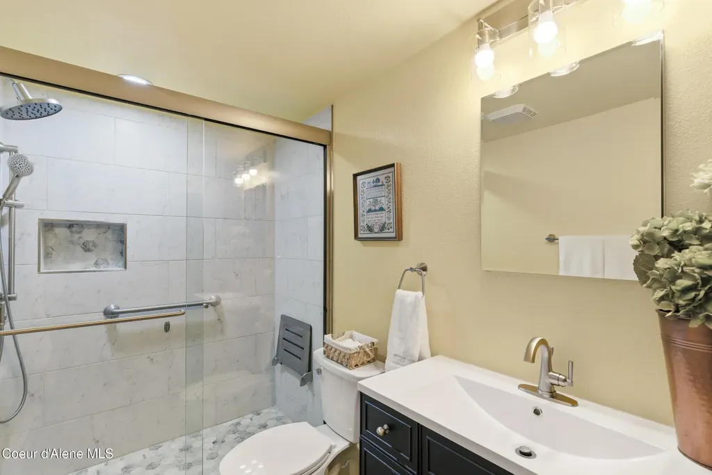 204 Nuchols Gulch Road Osburn ID 83849