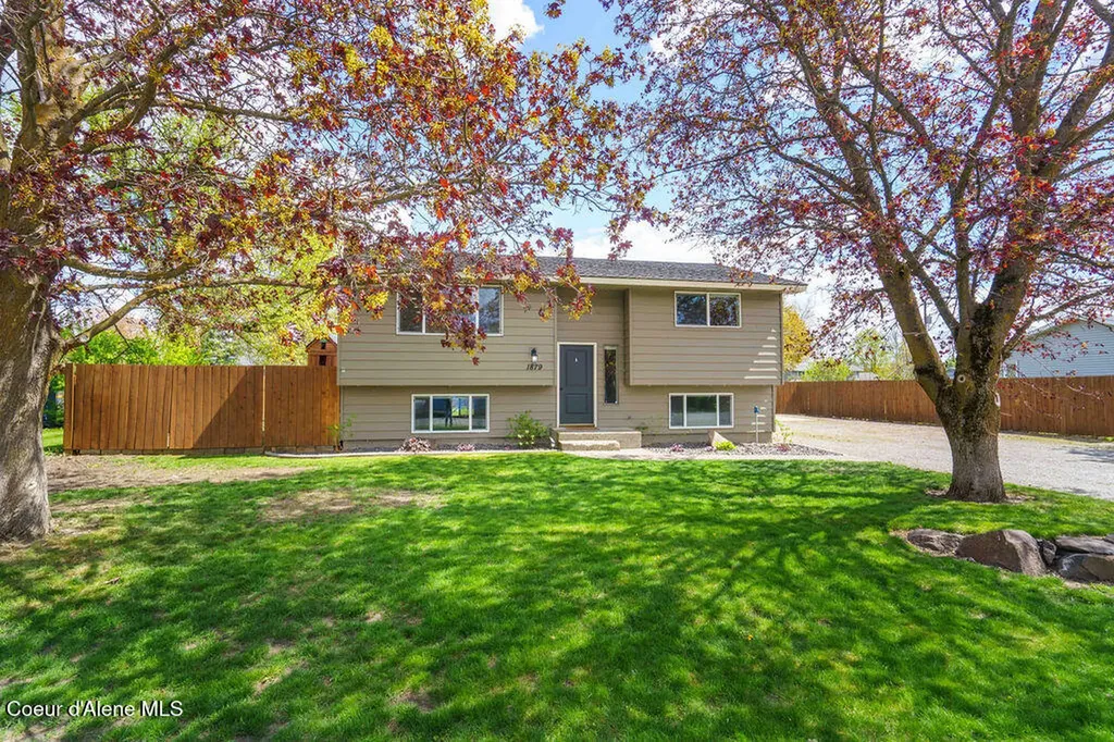 1879 E Prairieview Drive Post Falls ID 83854