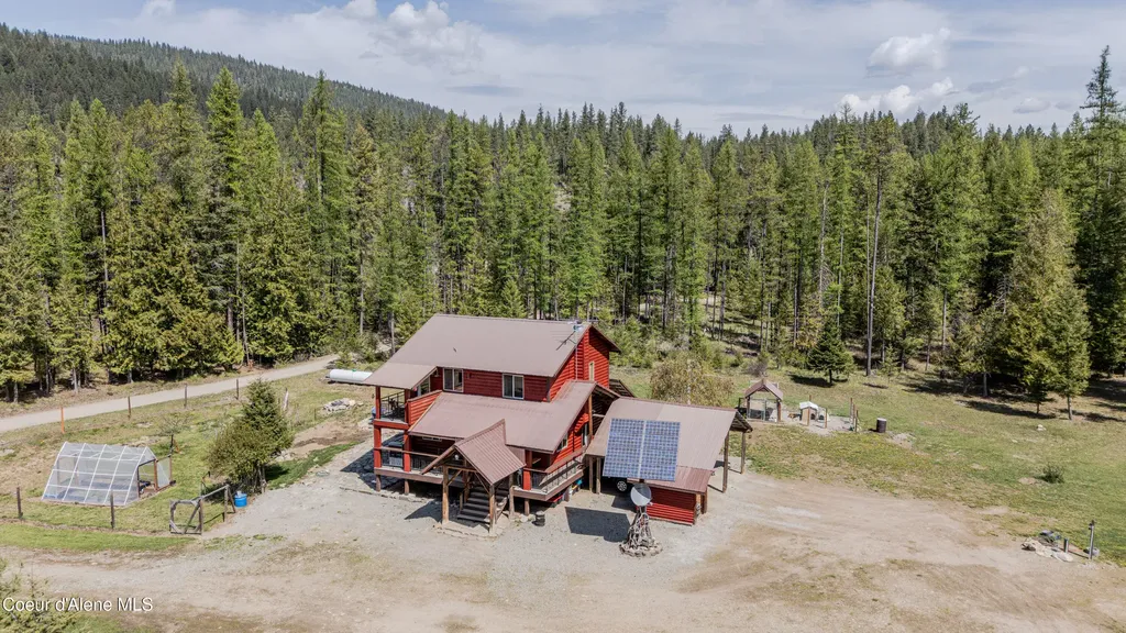 1202 Porkchop Road Moyie Springs ID 83845