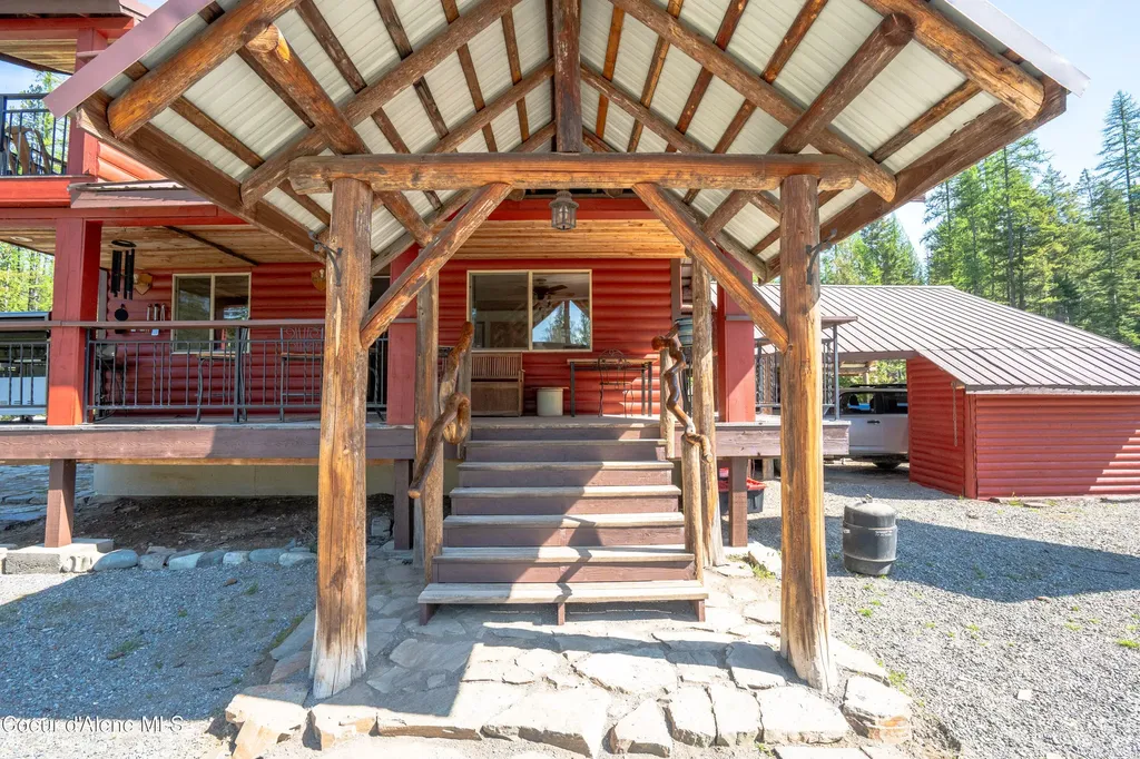 1202 Porkchop Road Moyie Springs ID 83845