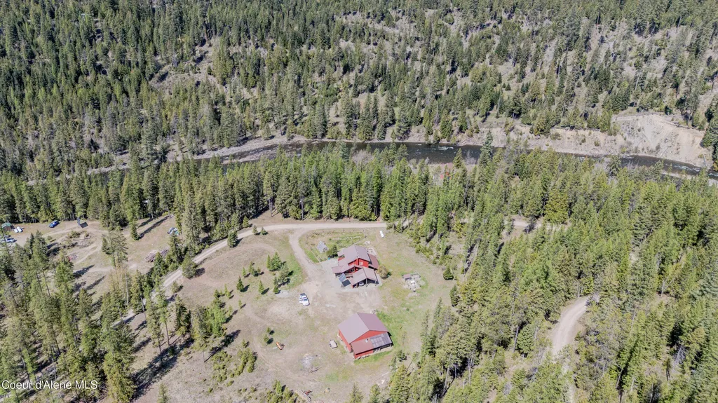 1202 Porkchop Road Moyie Springs ID 83845