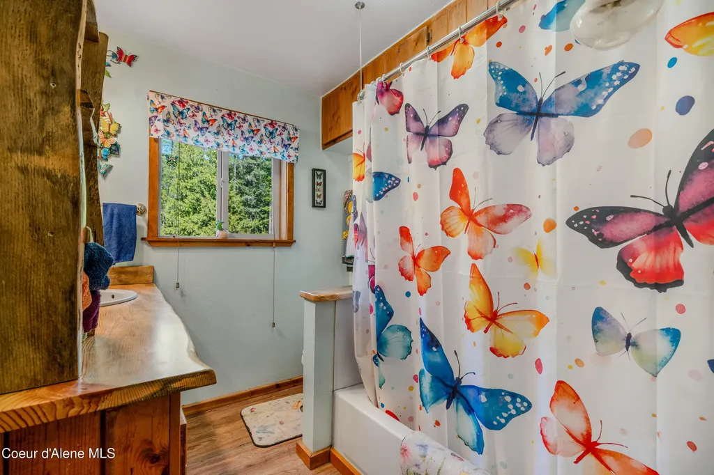 1202 Porkchop Road Moyie Springs ID 83845