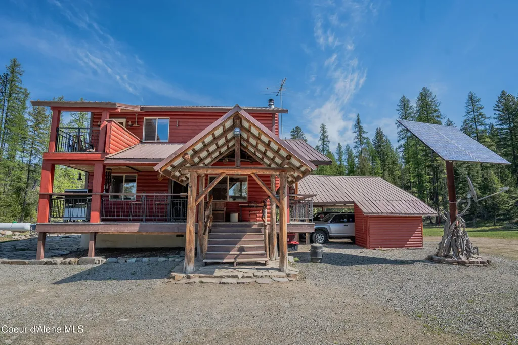 1202 Porkchop Road Moyie Springs ID 83845