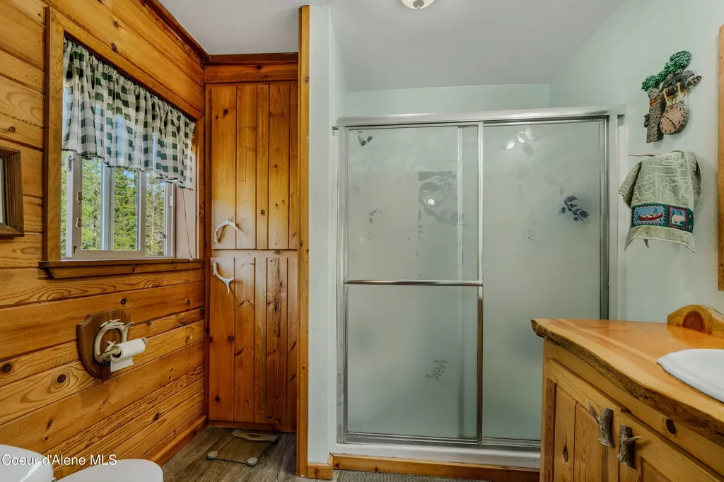 1202 Porkchop Road Moyie Springs ID 83845