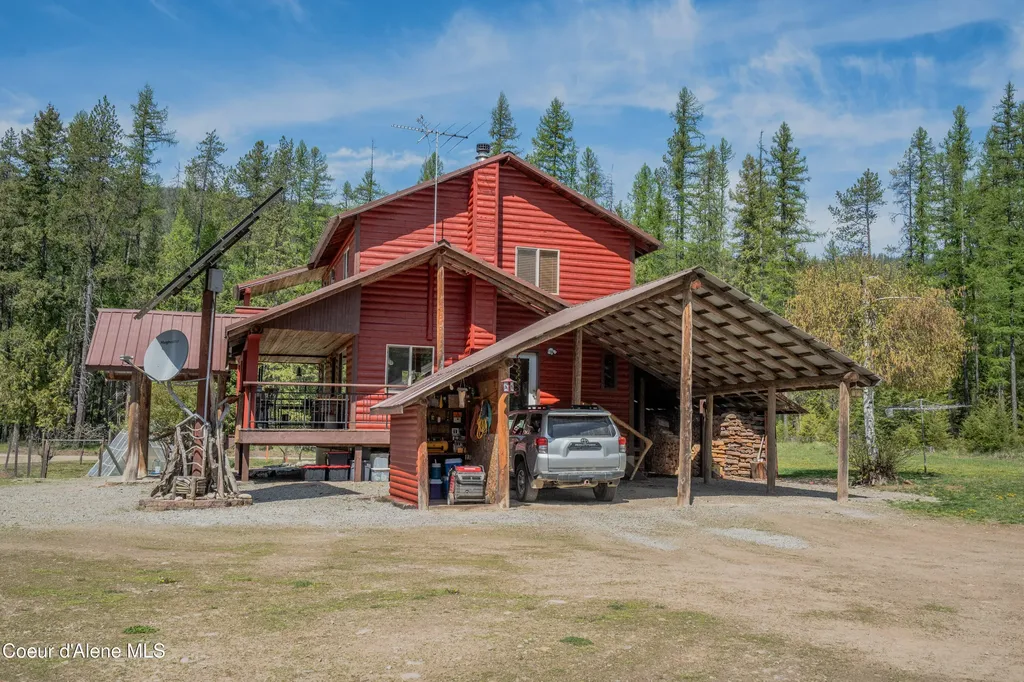 1202 Porkchop Road Moyie Springs ID 83845