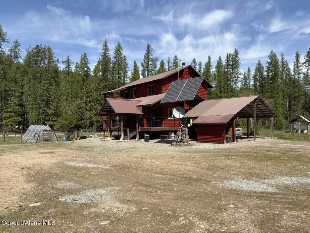 1202 Porkchop Road Moyie Springs ID 83845