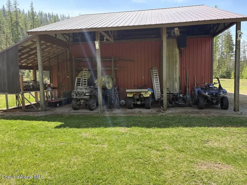1202 Porkchop Road Moyie Springs ID 83845