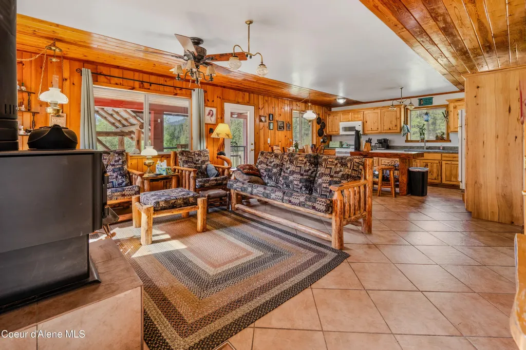 1202 Porkchop Road Moyie Springs ID 83845