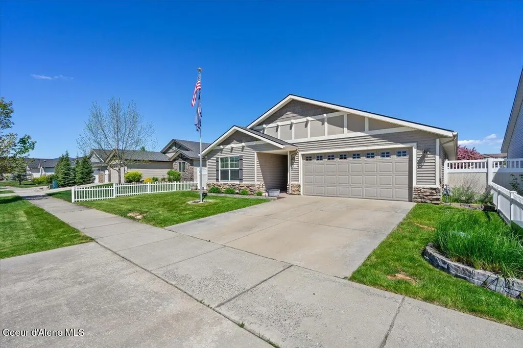 2516 N Reddington Way Post Falls ID 83854