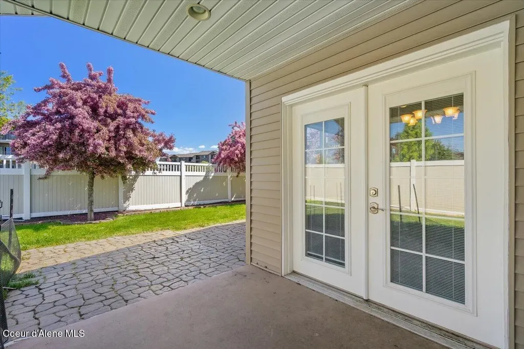 2516 N Reddington Way Post Falls ID 83854