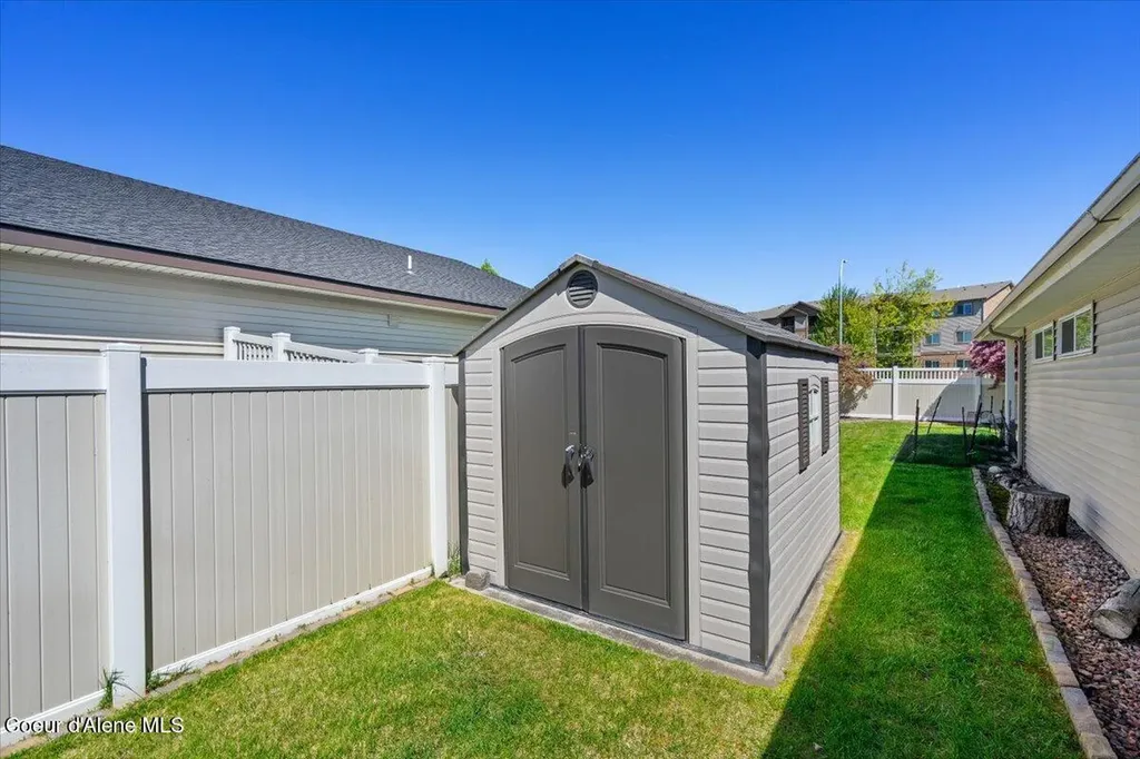 2516 N Reddington Way Post Falls ID 83854