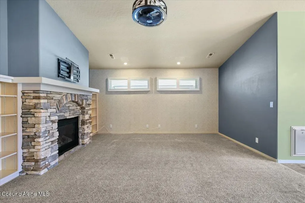 2516 N Reddington Way Post Falls ID 83854