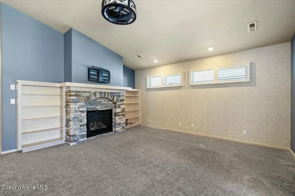 2516 N Reddington Way Post Falls ID 83854