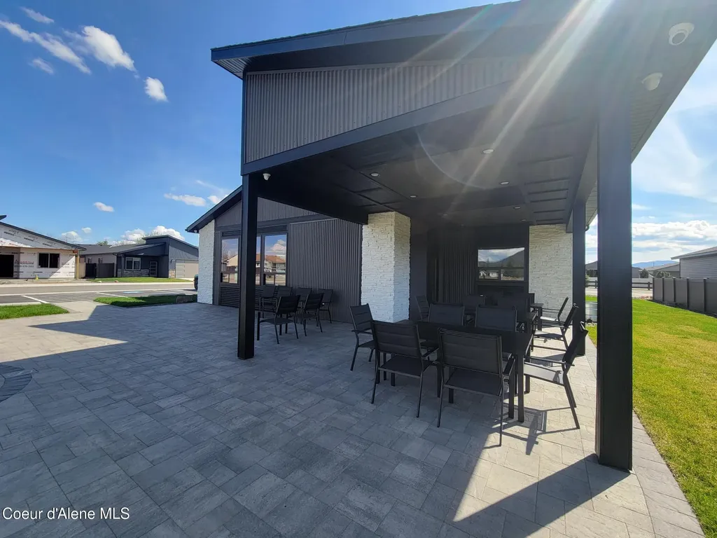 13916 N Rainier Loop Rathdrum ID 83858