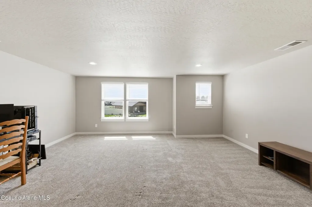 641 Ripatti Way Hayden ID 83835