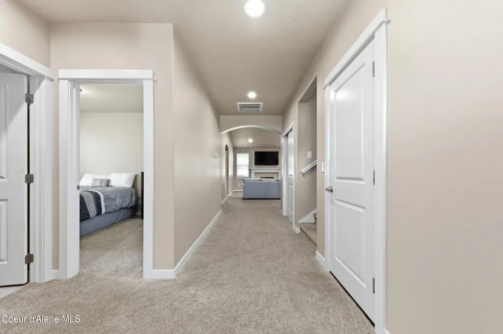 641 Ripatti Way Hayden ID 83835