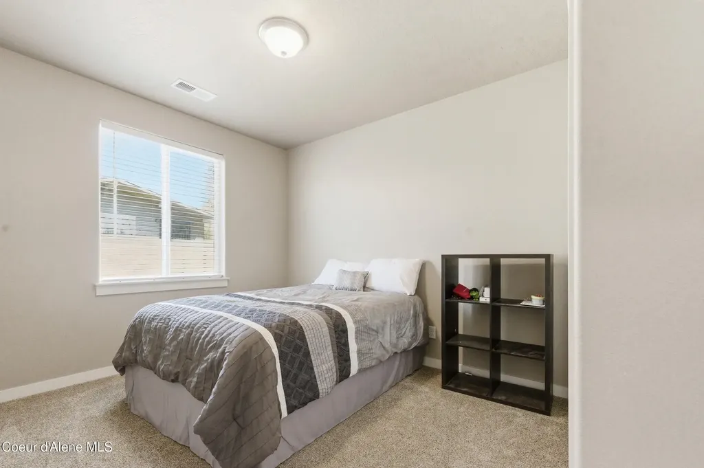 641 Ripatti Way Hayden ID 83835