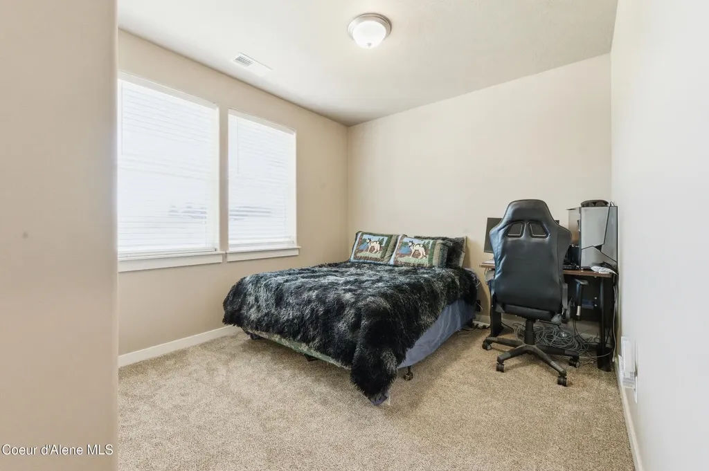 641 Ripatti Way Hayden ID 83835