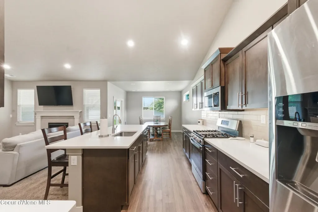 641 Ripatti Way Hayden ID 83835