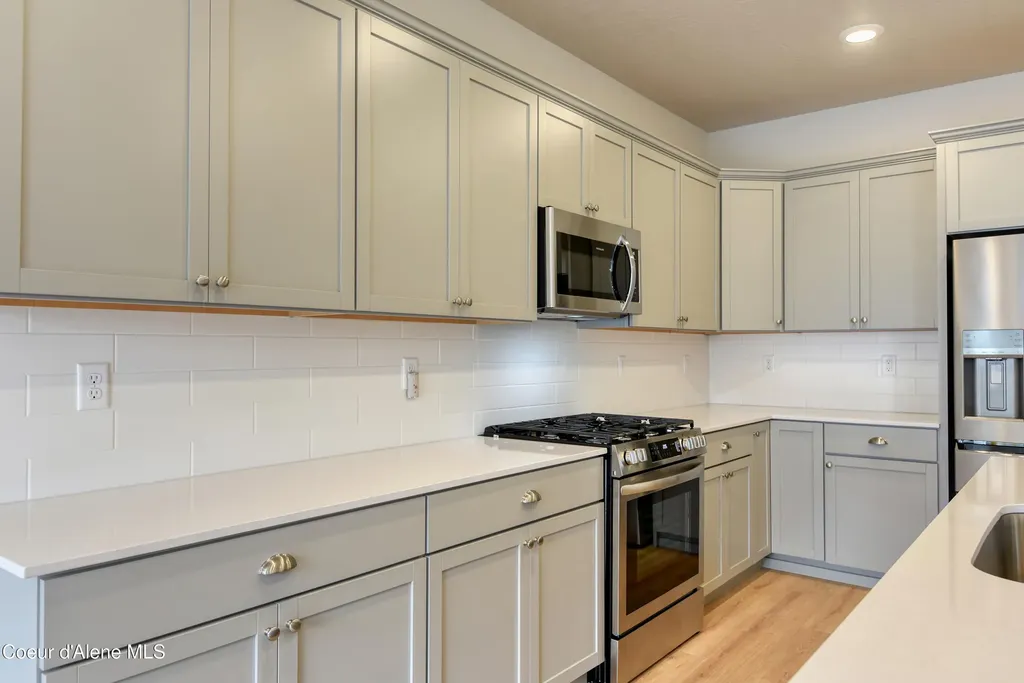 3098 N Marni Road Post Falls ID 83854