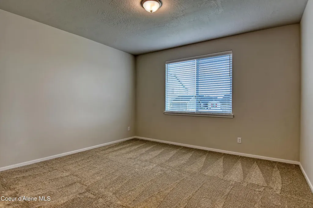 3098 N Marni Road Post Falls ID 83854
