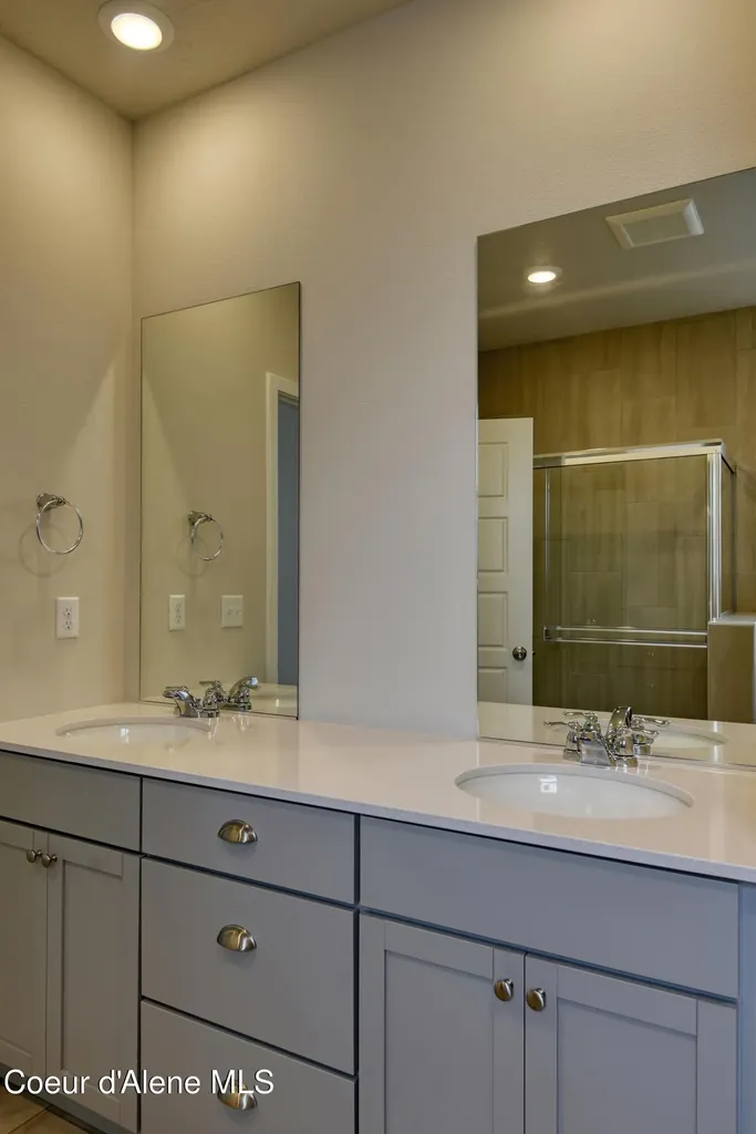 3098 N Marni Road Post Falls ID 83854
