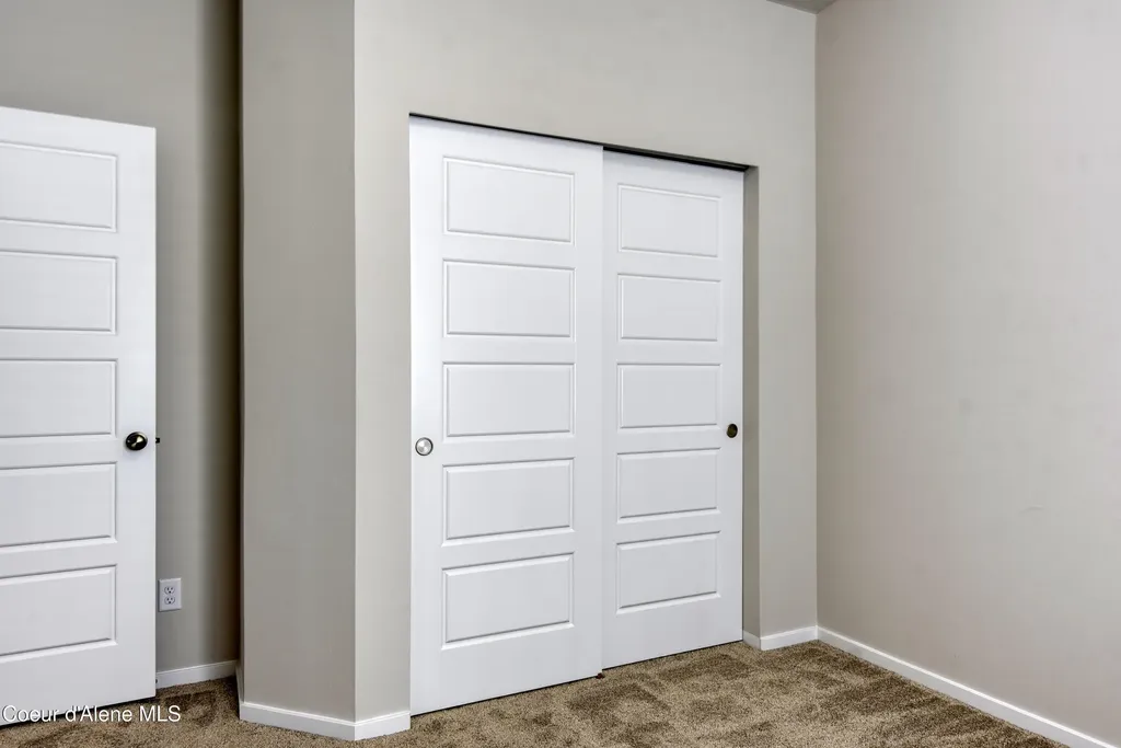 3098 N Marni Road Post Falls ID 83854
