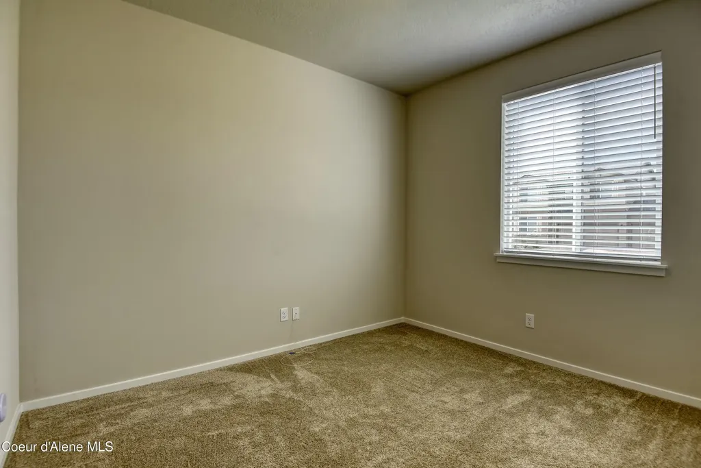 3098 N Marni Road Post Falls ID 83854