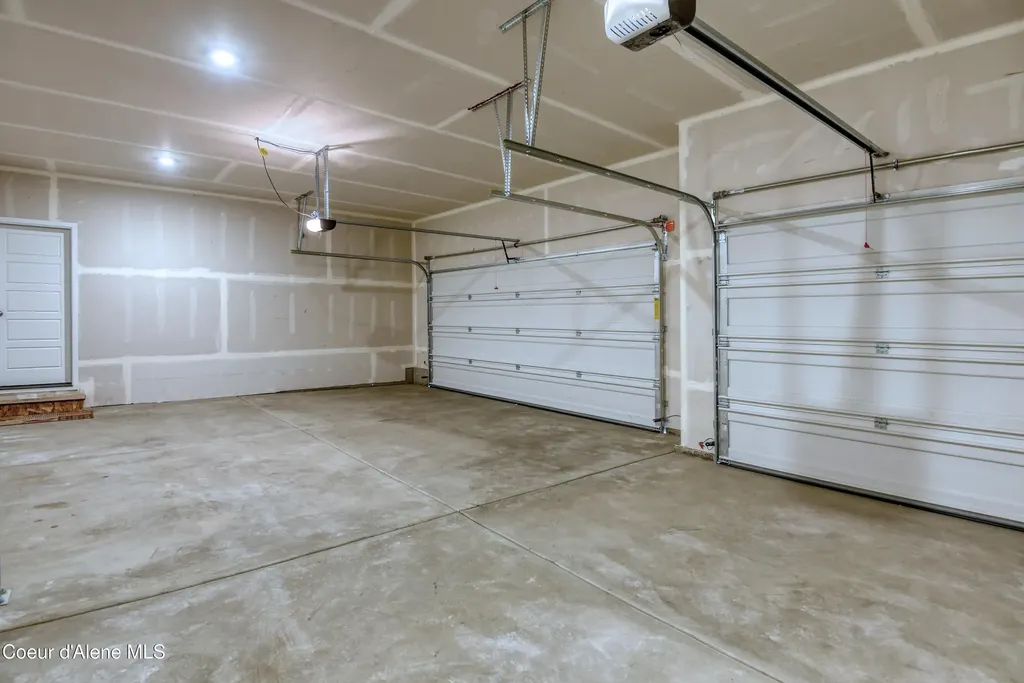 3098 N Marni Road Post Falls ID 83854