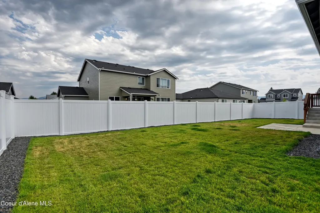 3098 N Marni Road Post Falls ID 83854