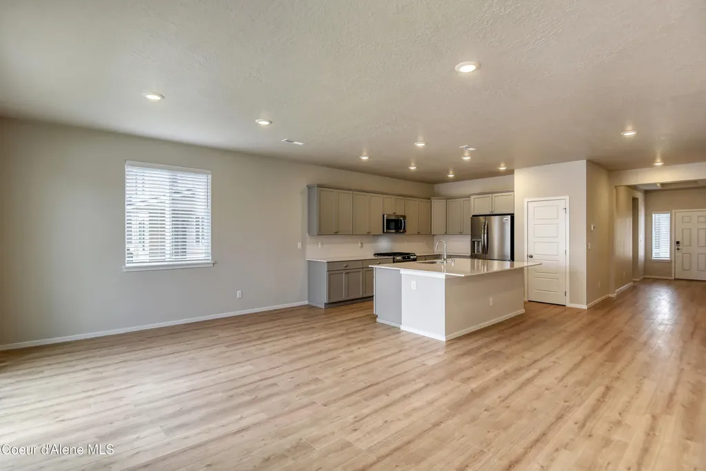 3098 N Marni Road Post Falls ID 83854