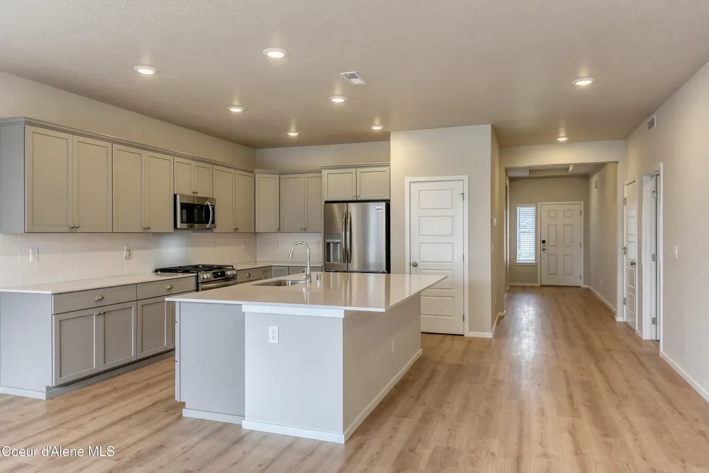 3098 N Marni Road Post Falls ID 83854
