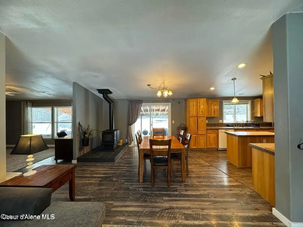 4058 W Seasons Road Rathdrum ID 83858