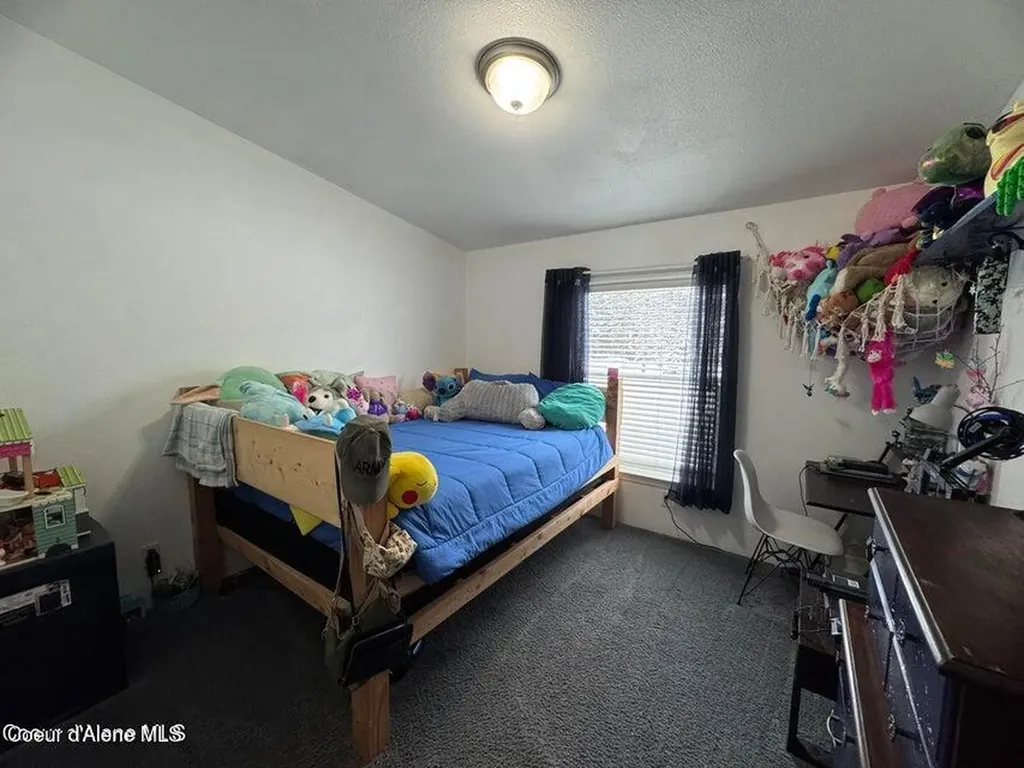 4058 W Seasons Road Rathdrum ID 83858