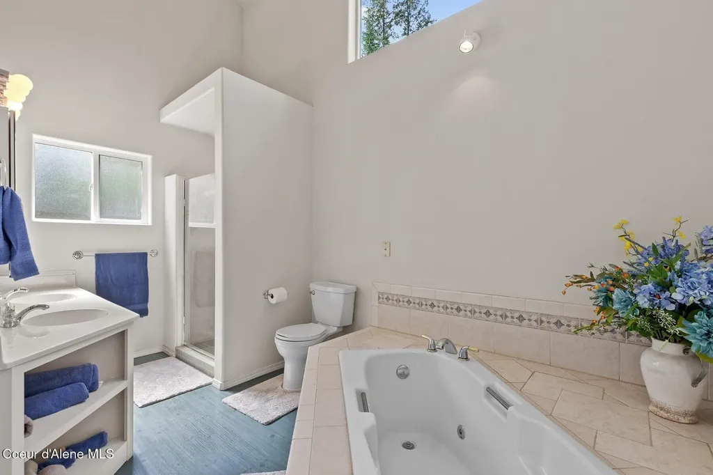 15796 N Shenandoah Drive Hayden ID 83835